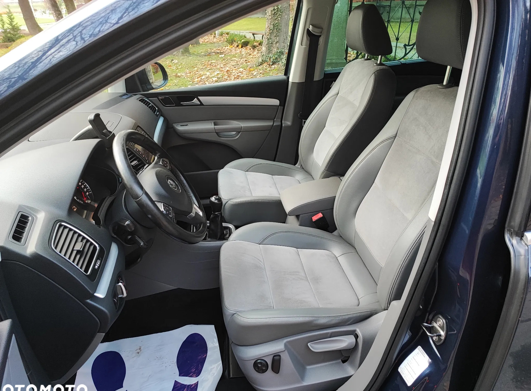 Volkswagen Sharan cena 39800 przebieg: 224000, rok produkcji 2012 z Grodków małe 232